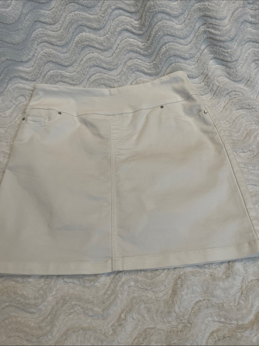 S.C. & Co. White Denim Skort - Picture 16 of 16